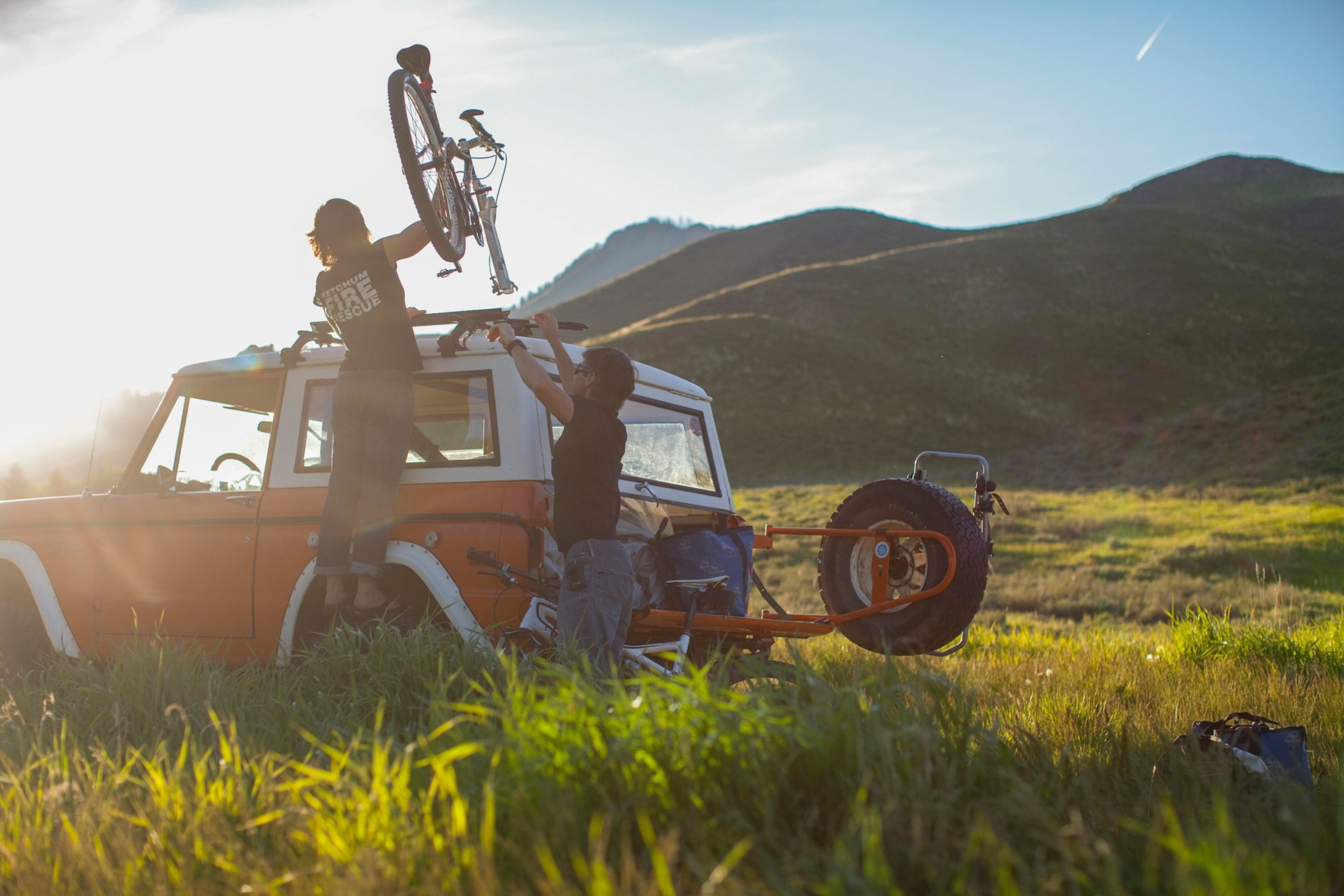 two mountain bikers getting ready to ride in Sun Valley, Idaho