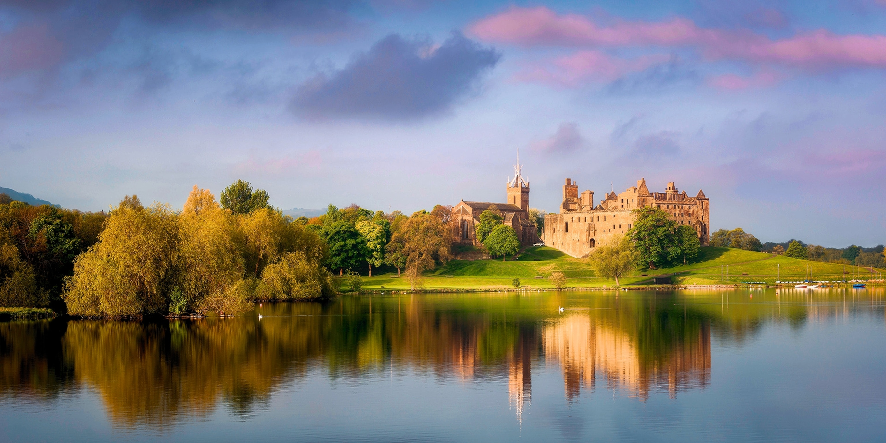 Linlithgow Palace is pictured.