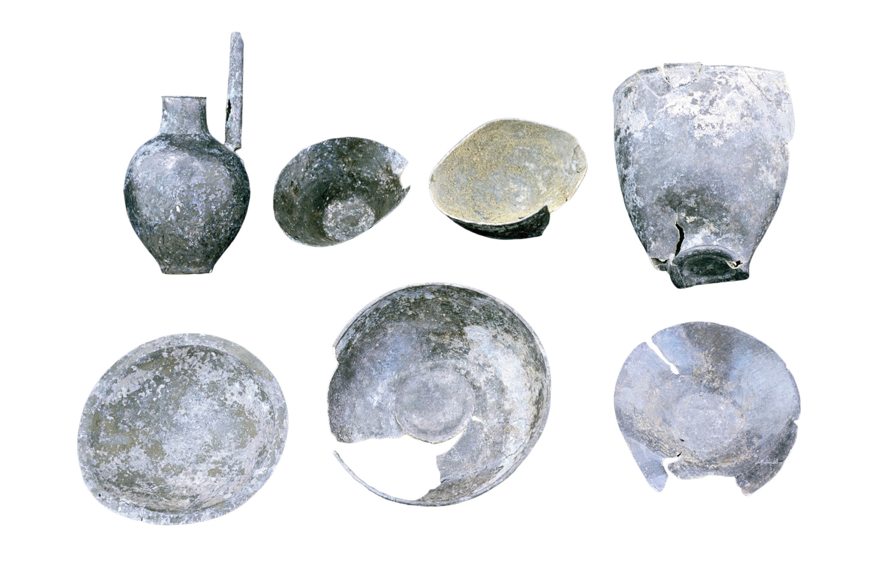 Silver vessels are pictured.
