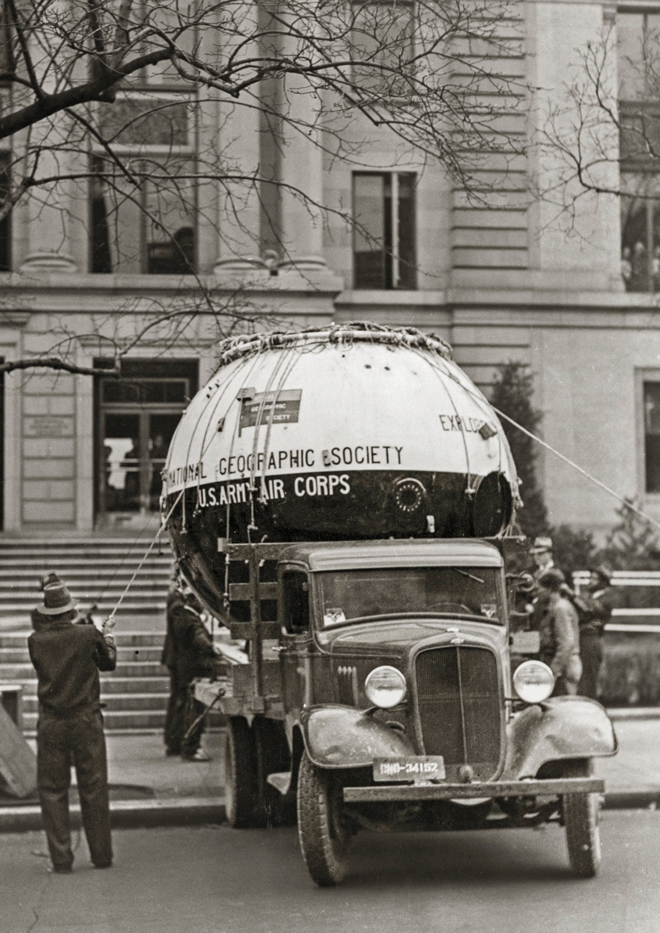 Truck bringing the gondola to front of the old National Geographic headquarters on 16th street.