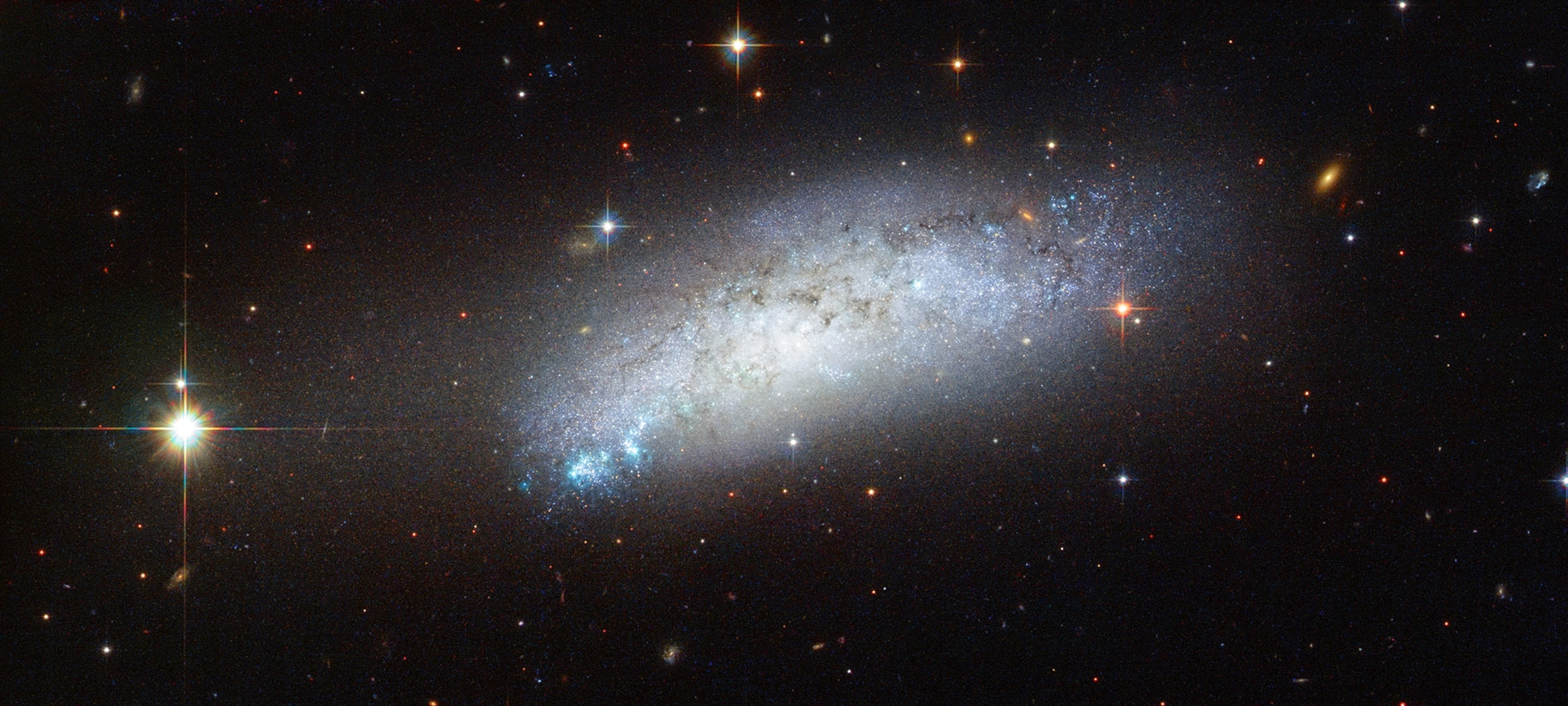 galaxy ESO 162-17