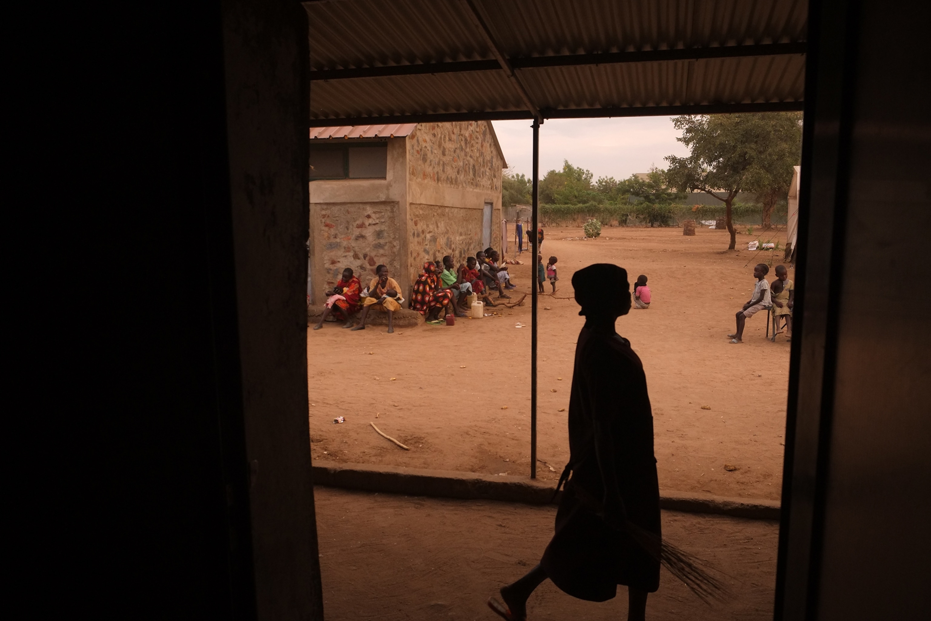 The hospital, which runs on solar power, can become very hot during the day. Many patients go outside to get fresh air and socialize.