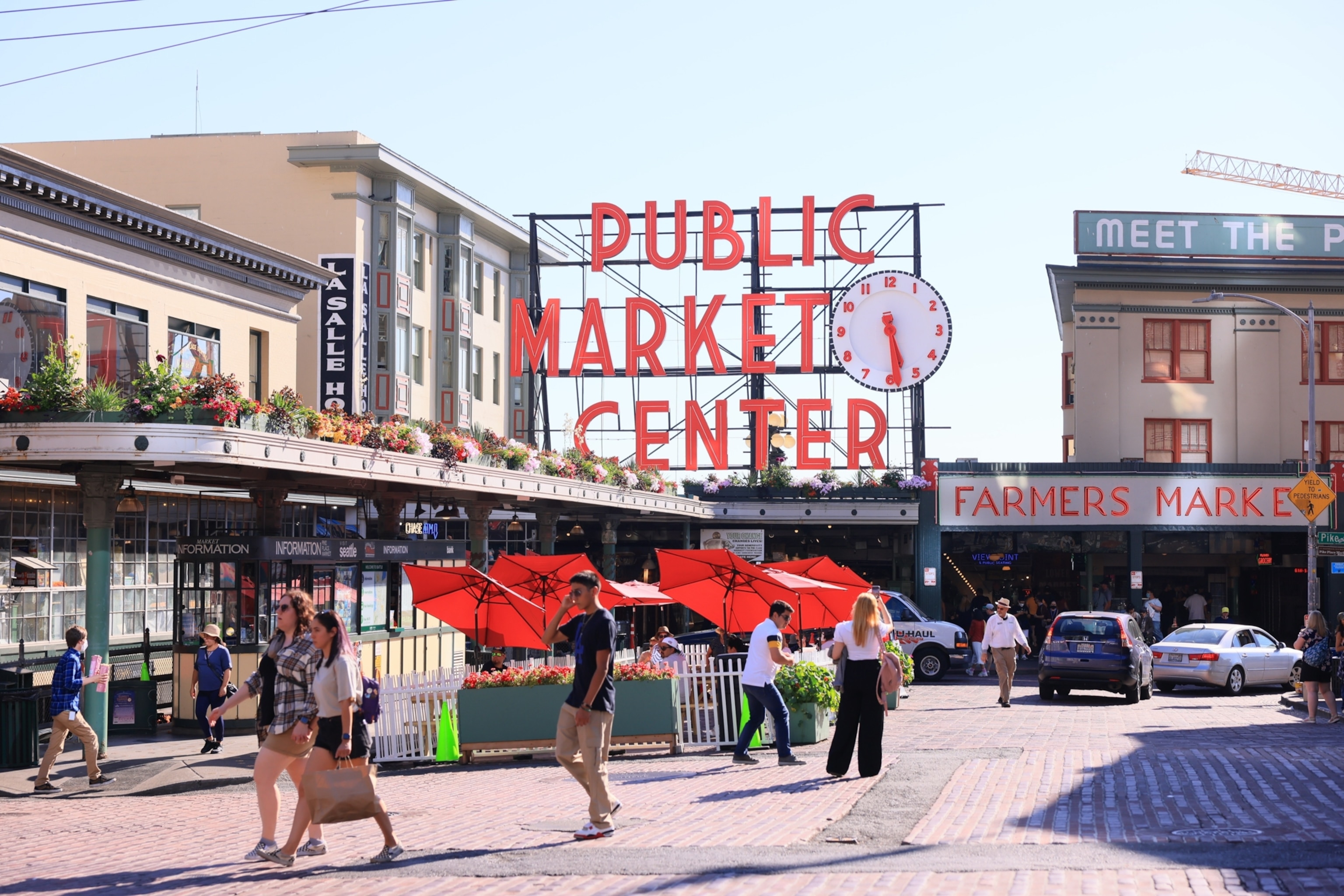 View of the Great Wheel from Pike Place Market