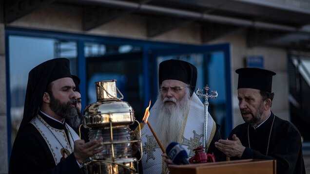 [Obrazek: 32-holy-fire-coronavirus_16x9.jpg?w=636&h=358]