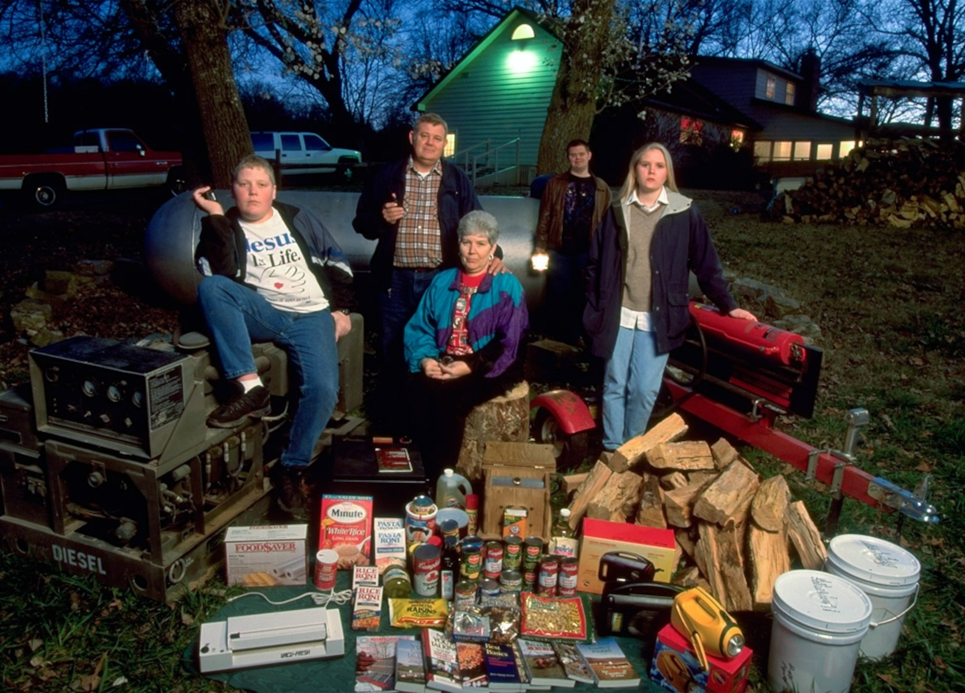 May 21 doomsday picture: family who prepared for Y2K, an end-of-the-world scenario