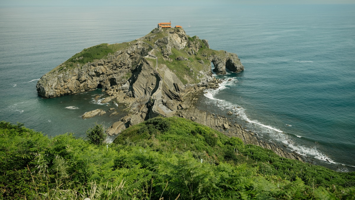 Sailors, sirens, and surfers of the Basque Coast - Vimarsana News