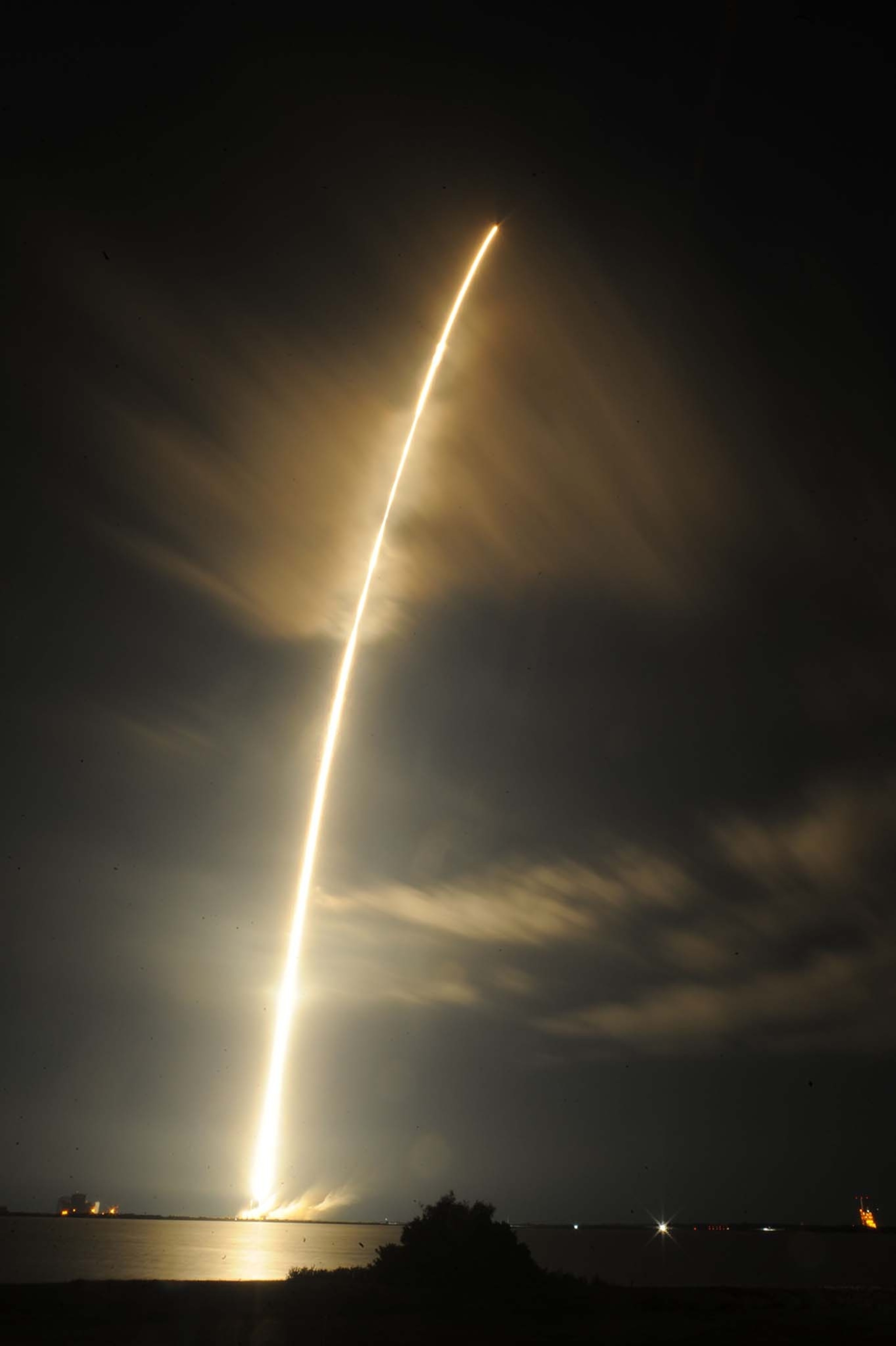 Space X's Falcon 9 rocket launches on January 10, 2015