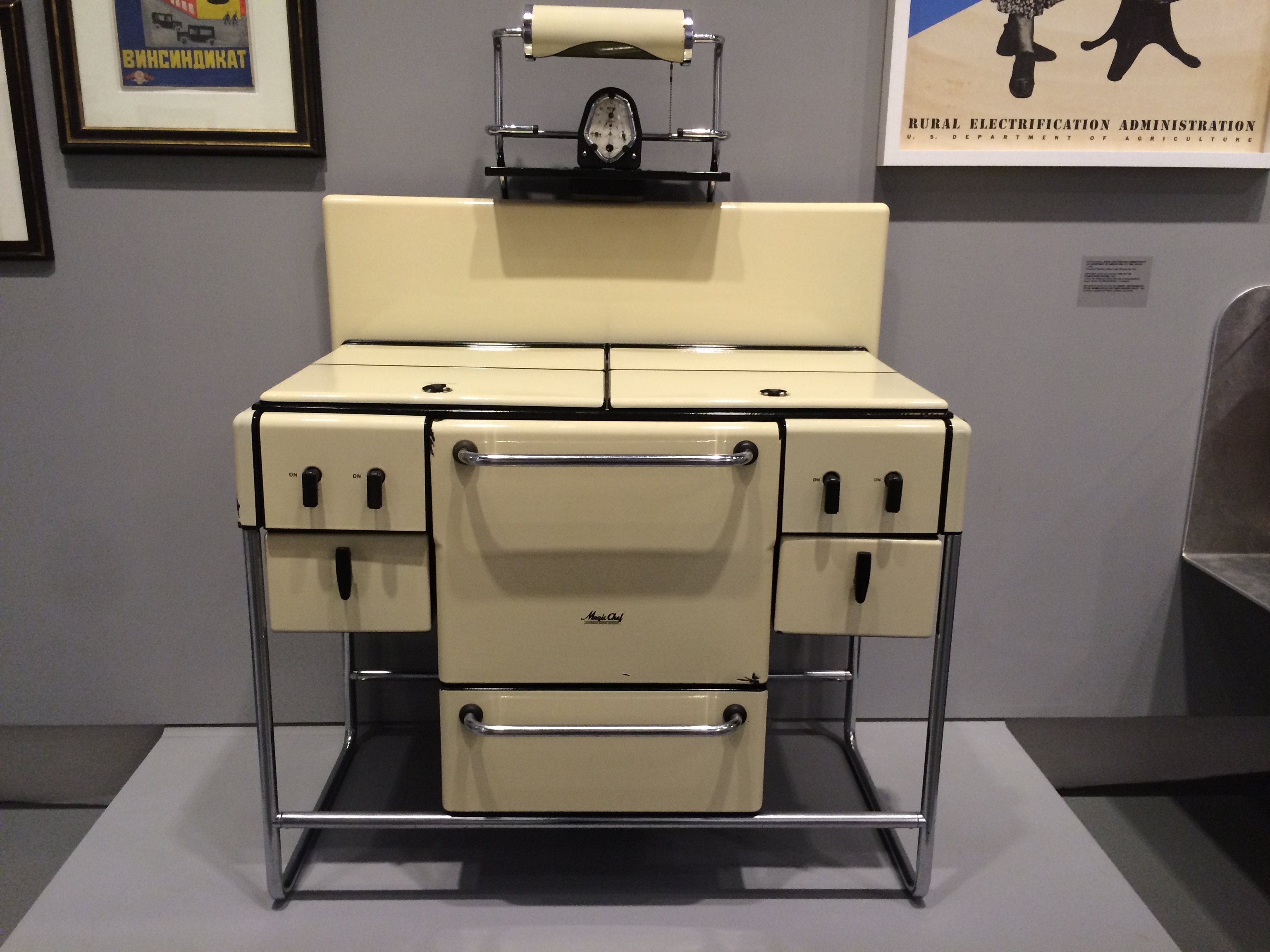 Could you cook on this 1935 Magic Chef stove at Milan Expo 2015? Photograph by Mary Beth Albright