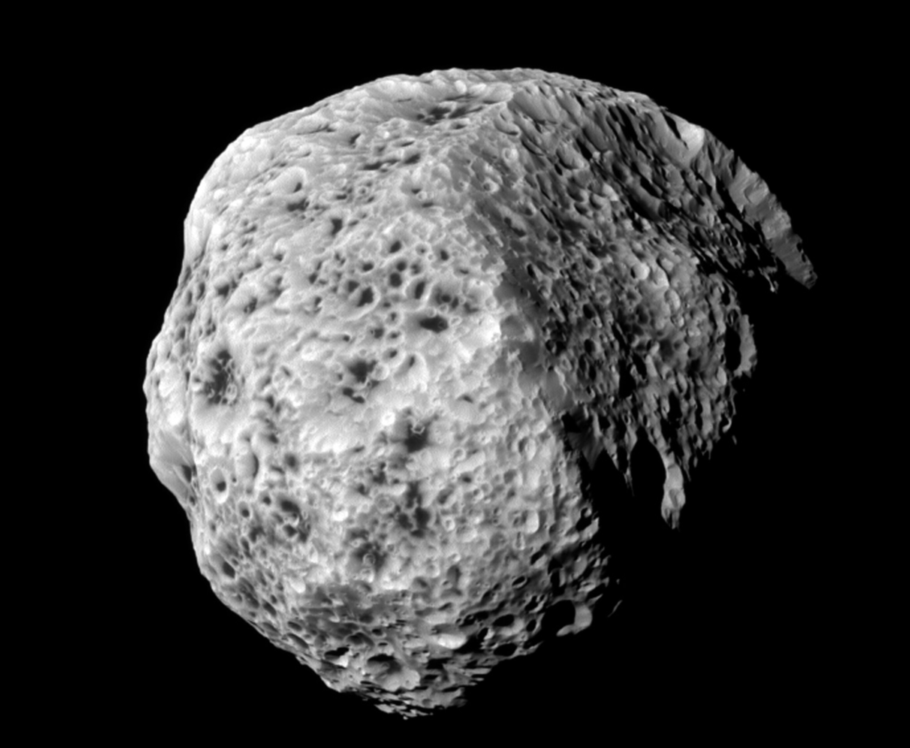 Saturn moon picture: Cassini portrait of Hyperion