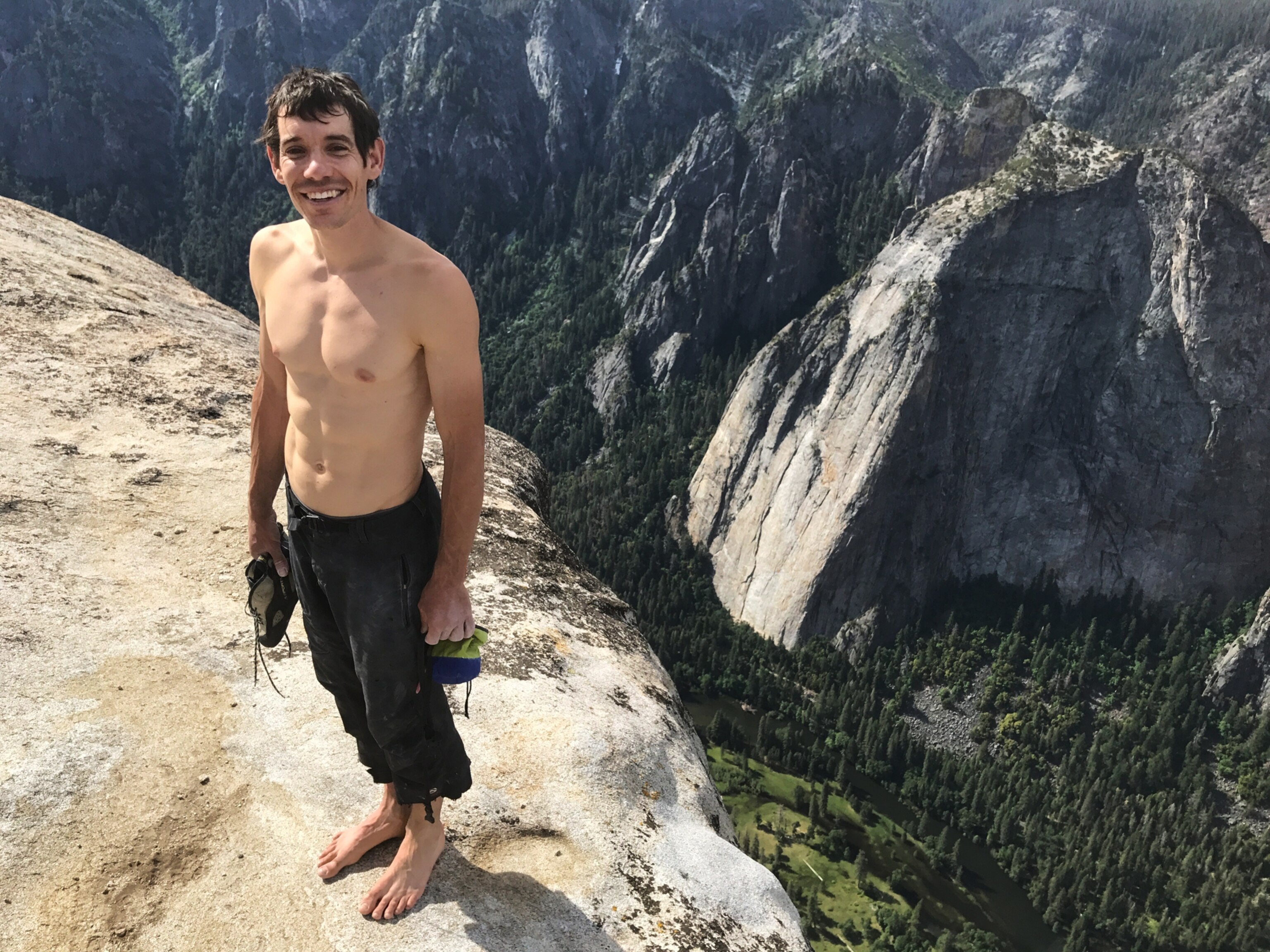 How Alex Honnold free solo climbed Yosemite's El Capitan