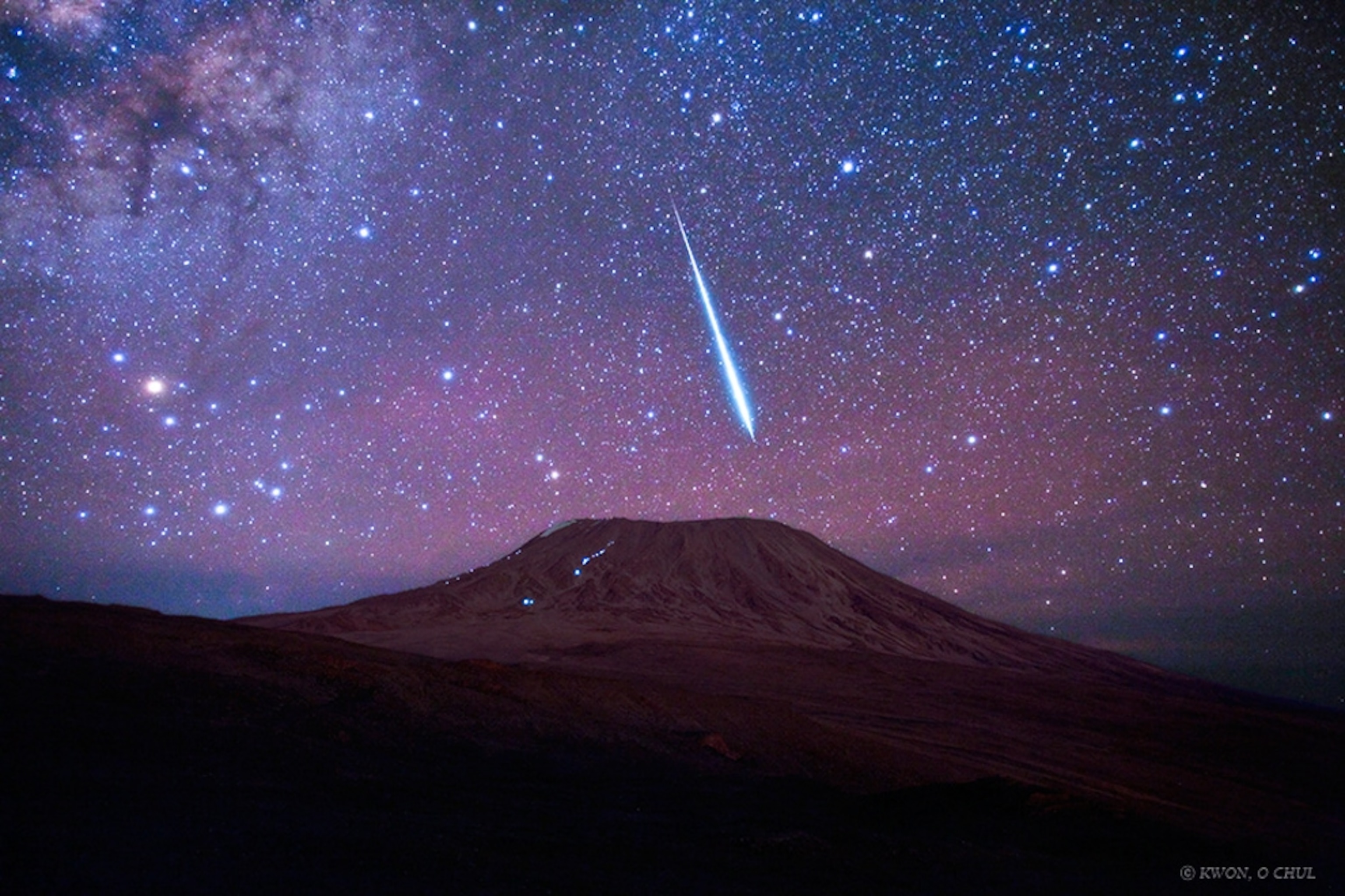 Picture of Mount Kilimanjaro with a meteor
