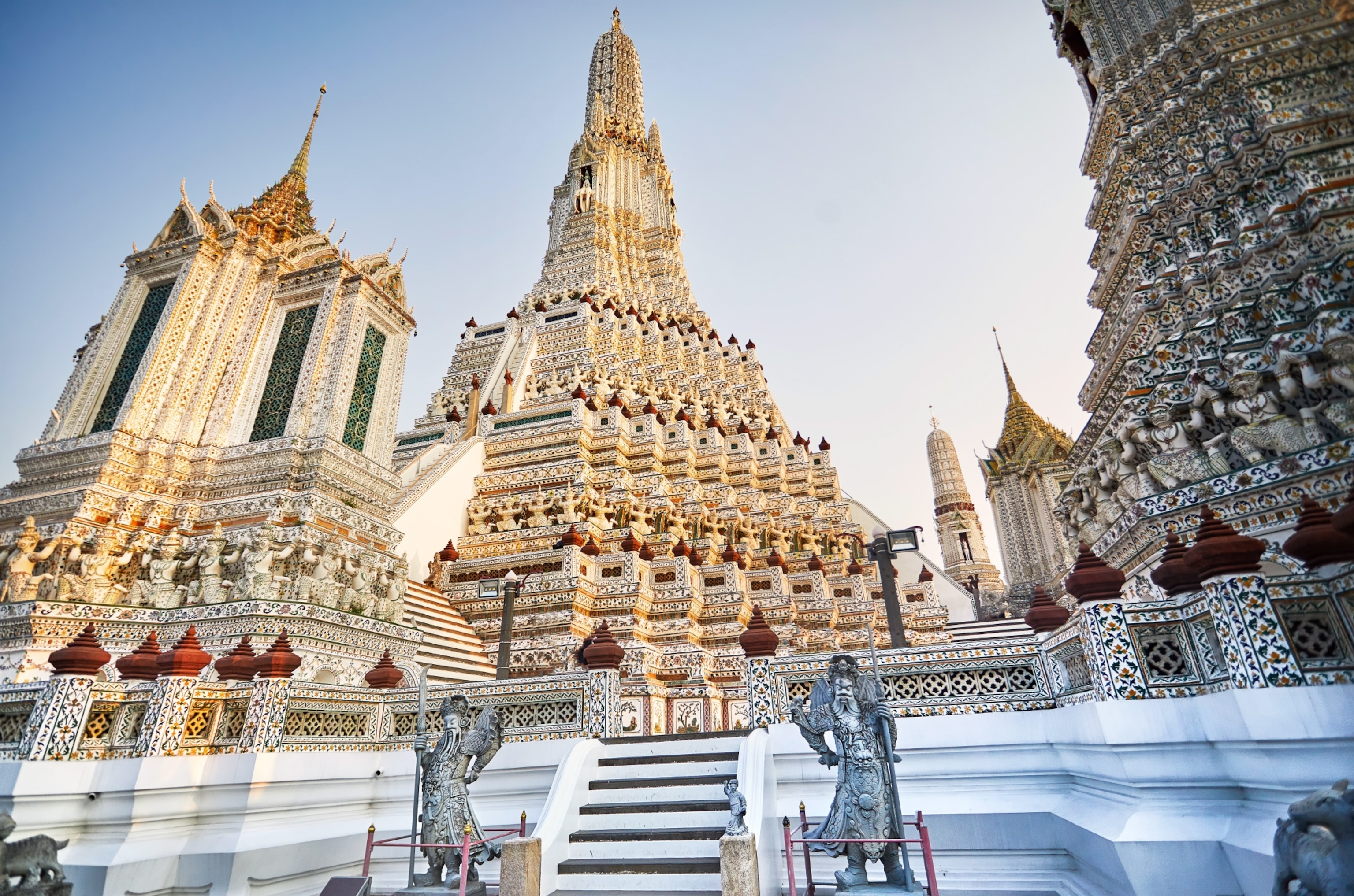 The last artists crafting a Thai royal treasure | National Geographic