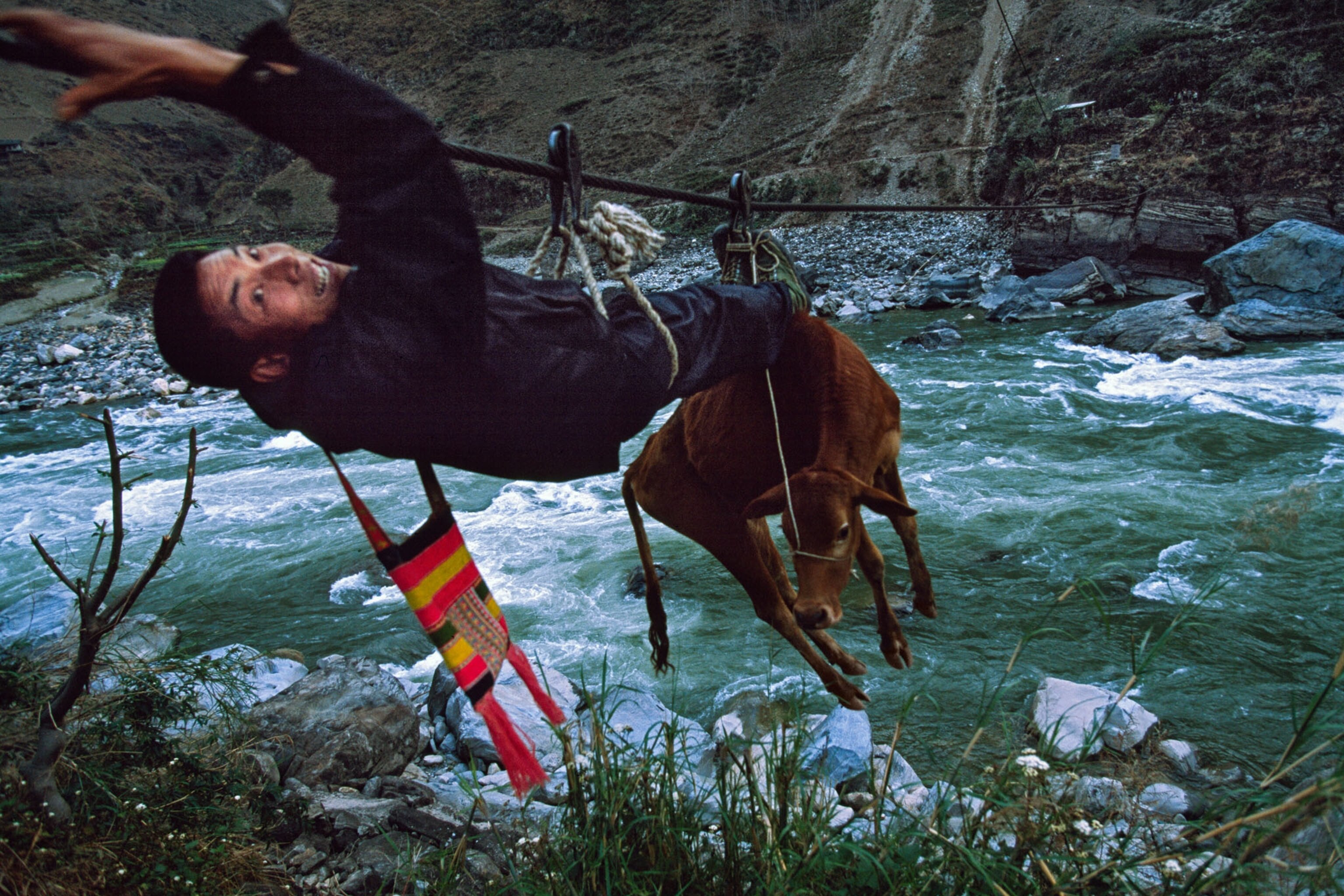 In this remote corner of China, locals use zip lines to get around