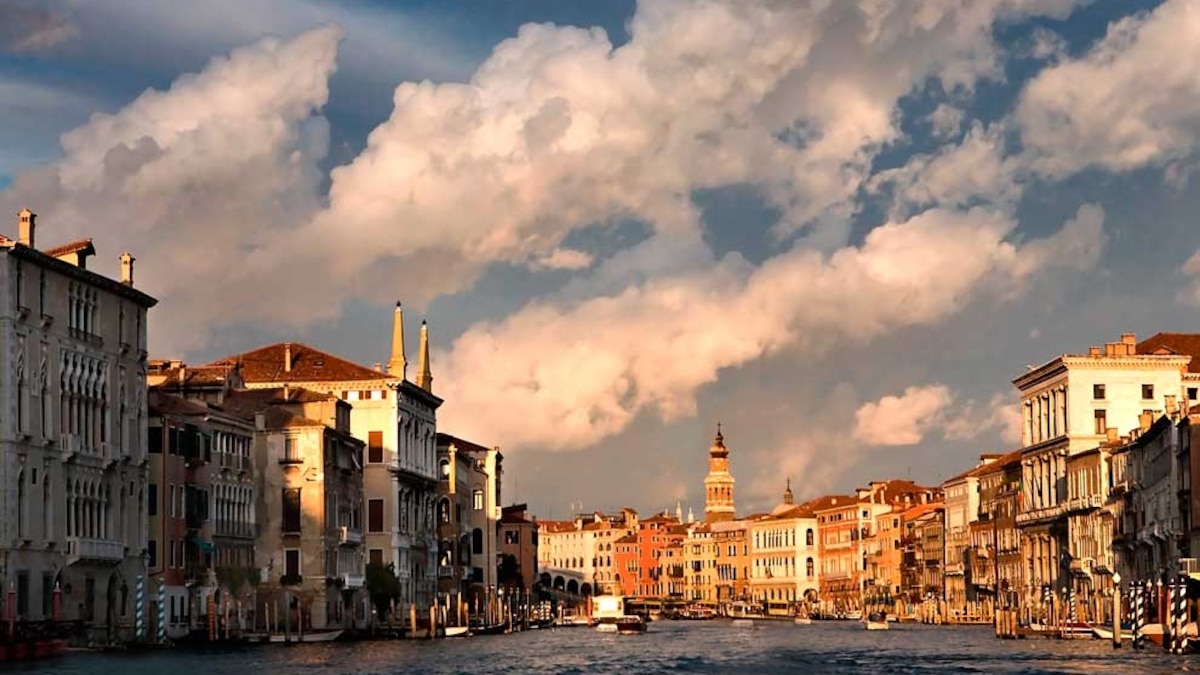 Top 10 City Boat Trips - Travel - National Geographic