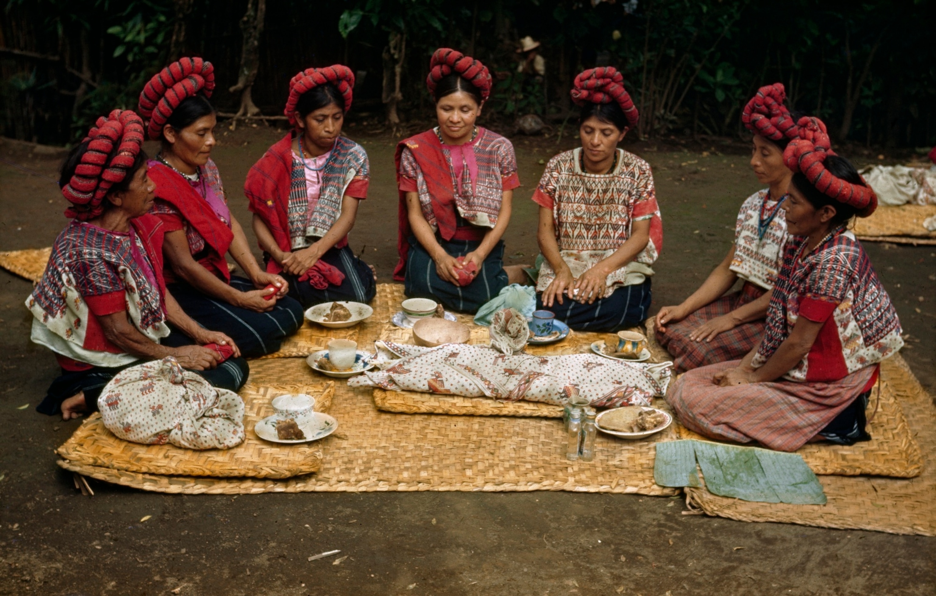 women meditating