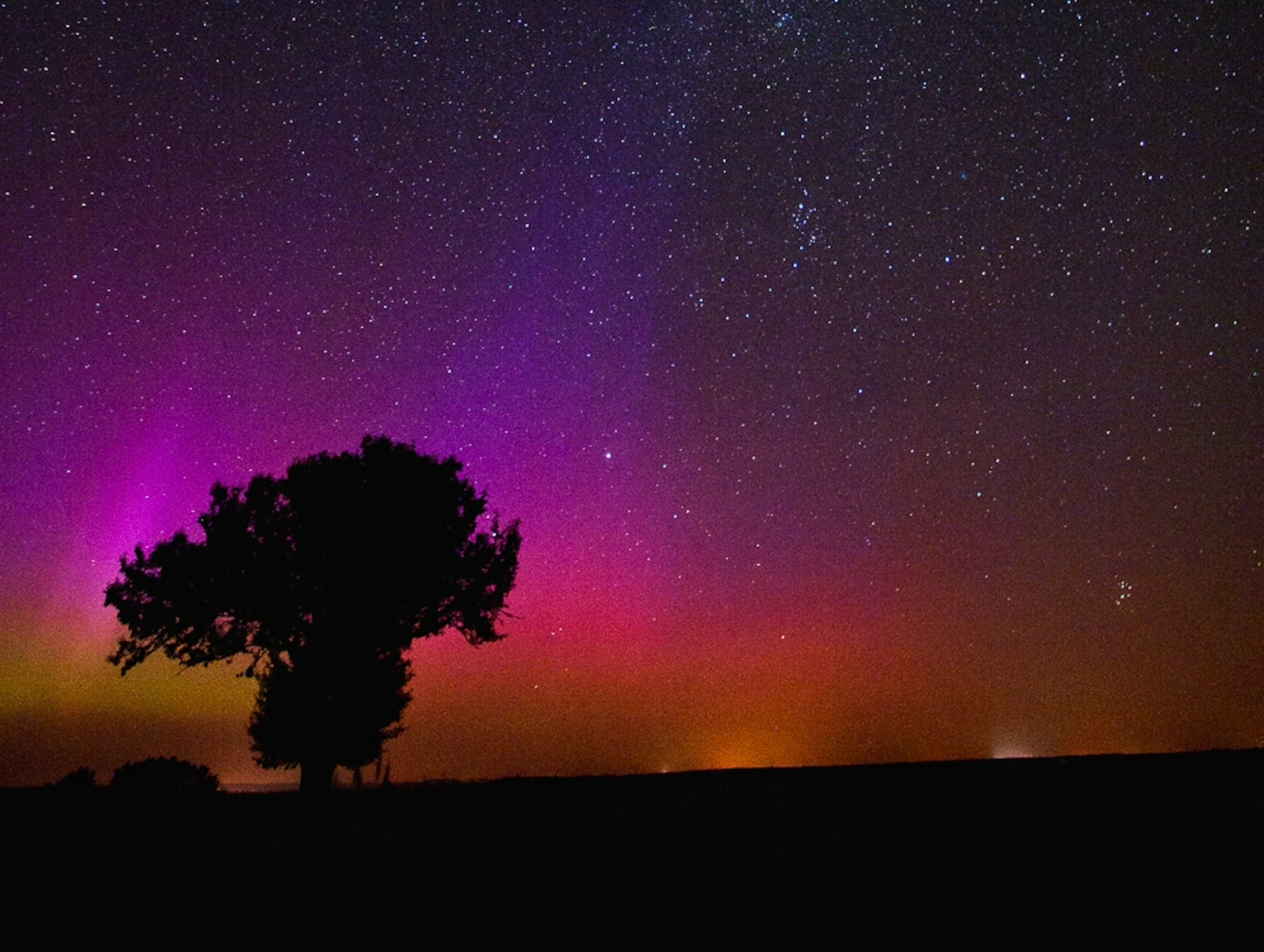 Aurora picture: northern lights over Poland, Europe