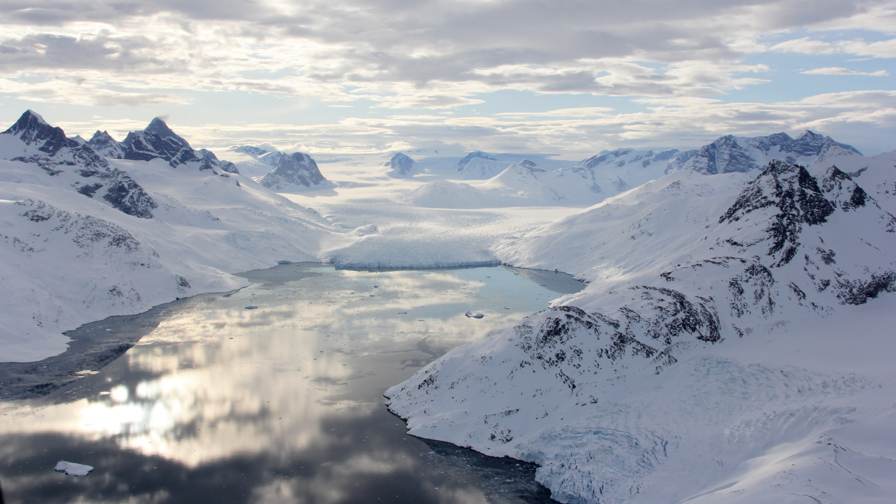 Laidre_fjords_2_16x9.jpg
