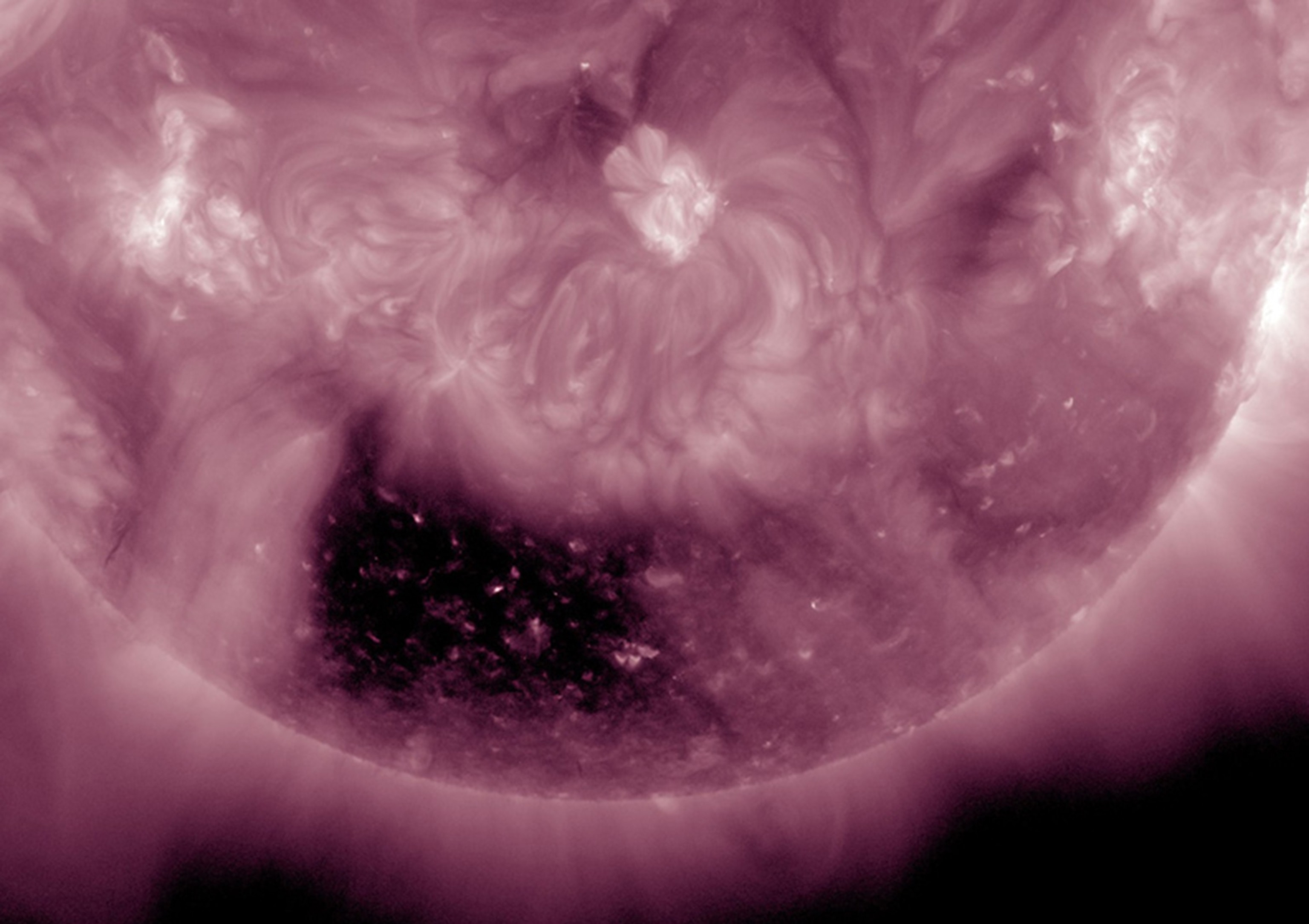A sokol suit helmet can be seen against the window of the Soyuz TMA-11M capsule shortly after the spacecraft landed with Expedition 39 Commander Koichi Wakata of the Japan Aerospace Exploration Agency (JAXA), Soyuz Commander Mikhail Tyurin of Roscosmos, and Flight Engineer Rick Mastracchio of NASA near the town of Zhezkazgan, Kazakhstan on Wednesday, May 14, 2014.