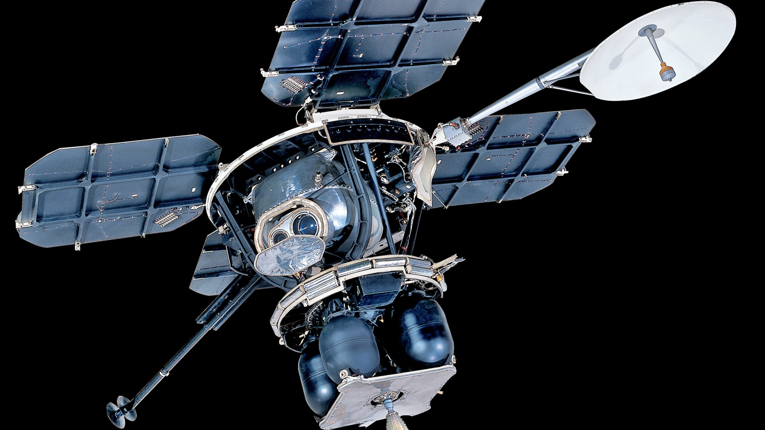 Apollo-era moon photos were developed in space. Here's how