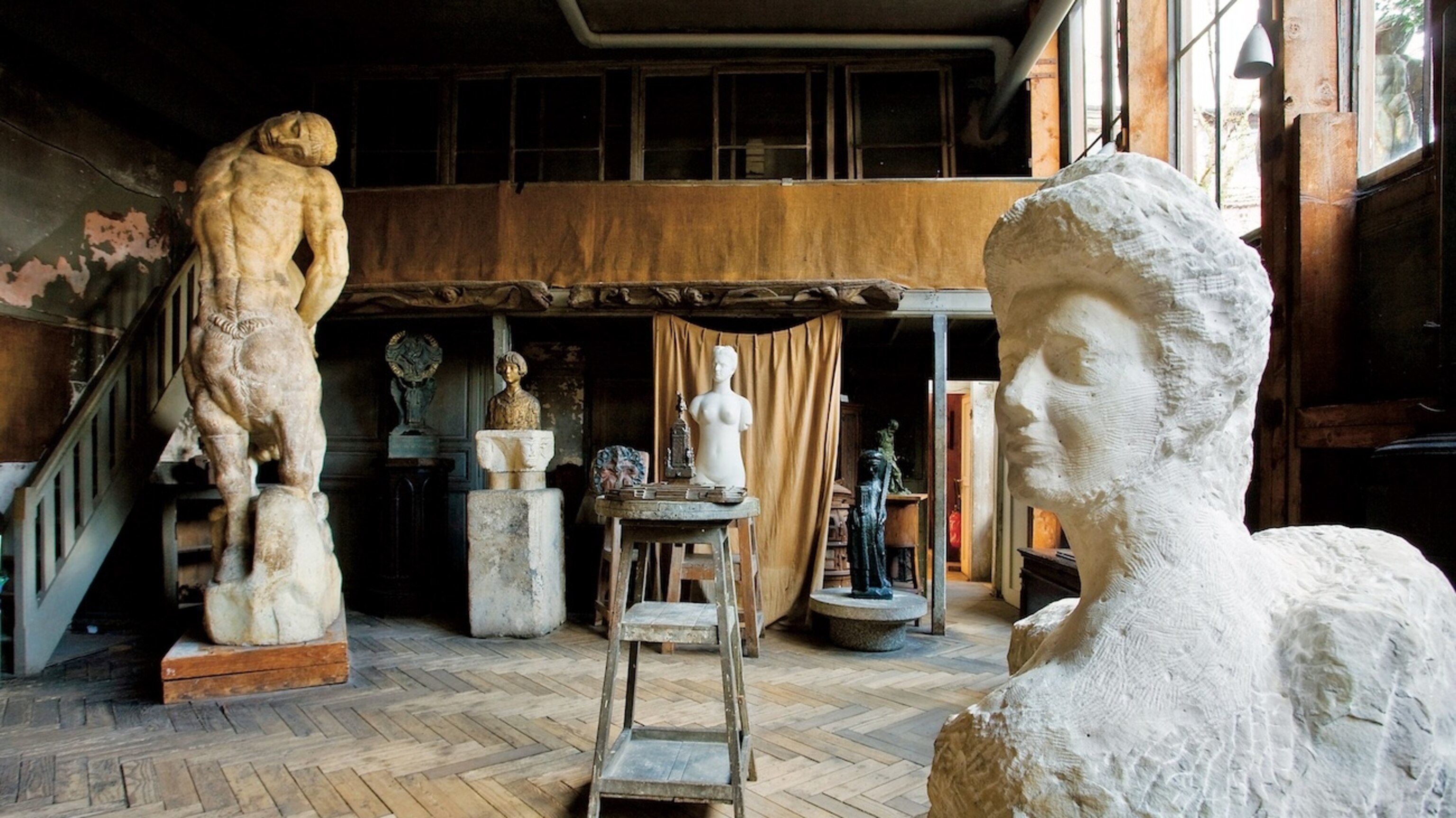 Layover: Paris | National Geographic