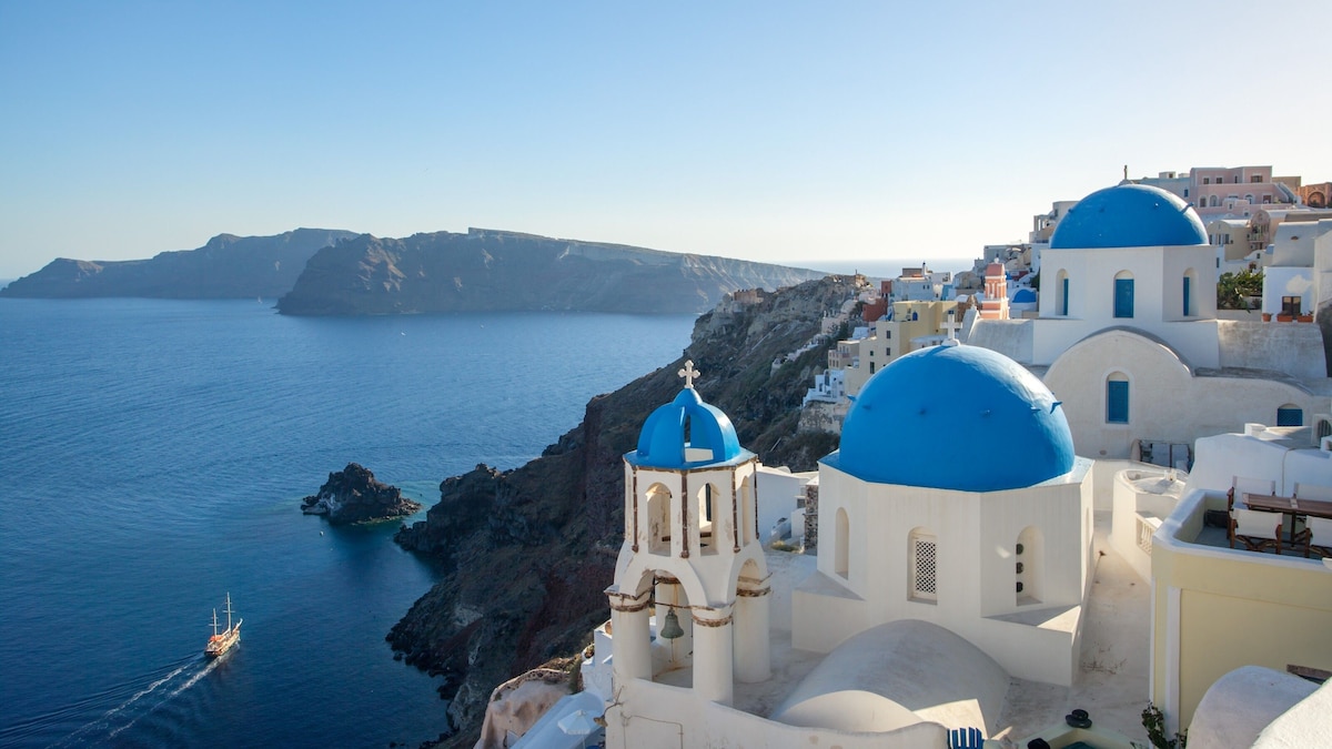 Nine Greek islands for globetrotting gastronomes