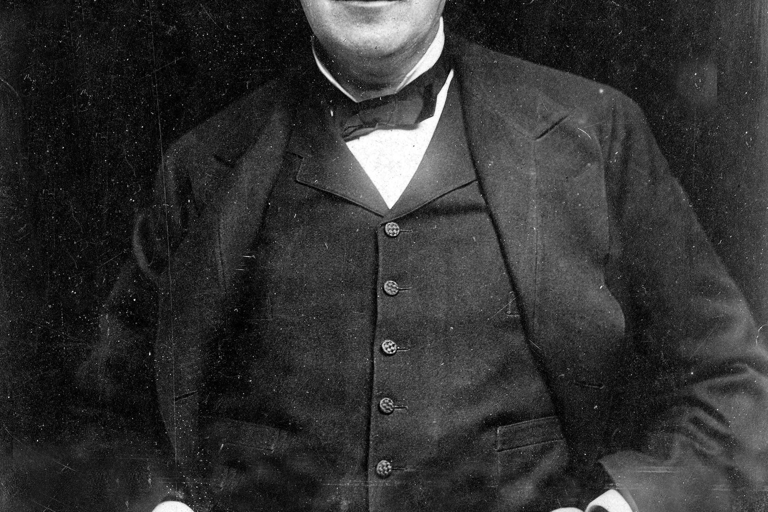 Who Invented The Lightbulb First Black Man Shelly Lighting